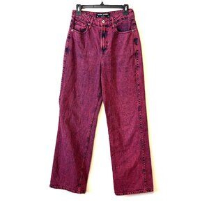 "**" Social Tourist by Hollister Co. Ultra High-Rise Baggy, Size 3